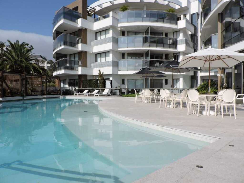 Aluguel Temporada Jurerê Internacional, Aluguel de Apartamento 2 Quartos 5pessoas - Florianópolis