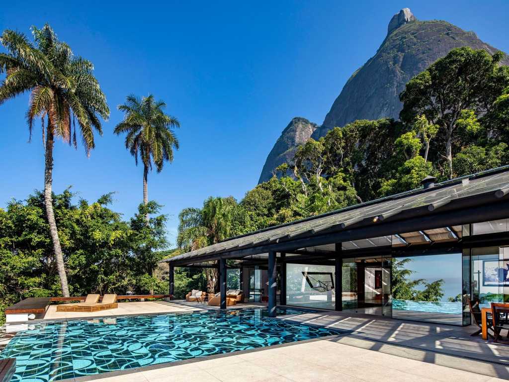 Rio003 - Luxury contemporary house with pool in São Conrado