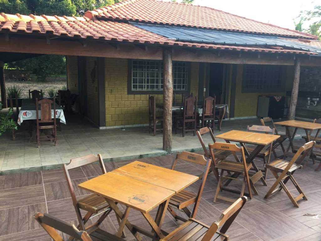 Rancho na beira do rio com piscina aquecida em Mendonça, Sales - SP