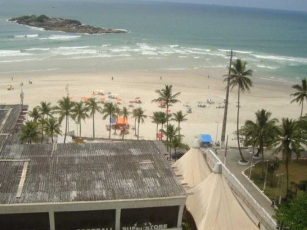 APARTAMENTO DE LUXO FRENTE AO MAR 3 SUITES, AREA DE LAZER COMPLETA