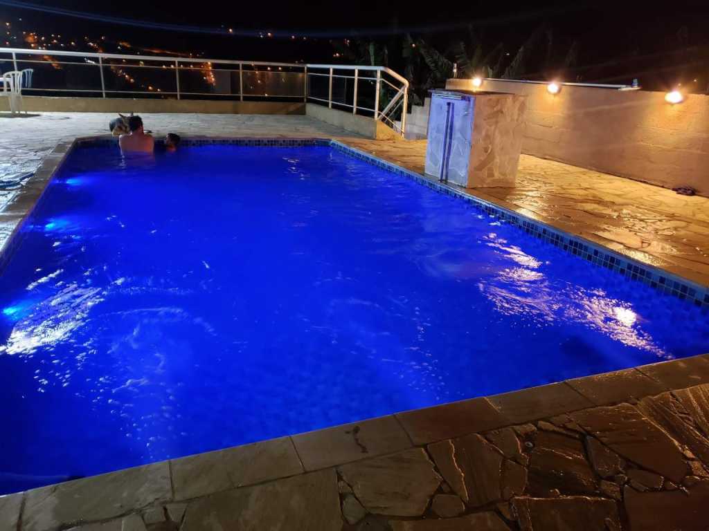 Casa c/ Piscina QUENTE 27/30º /Sauna/Hidro/Lareira