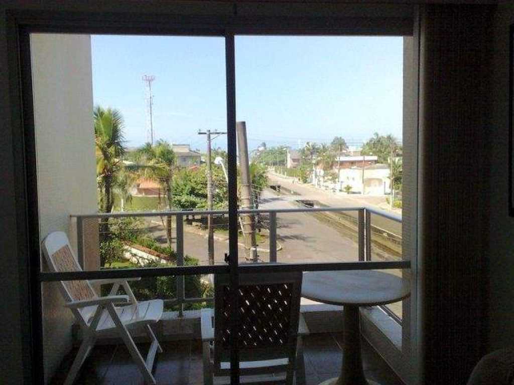 Apartamento Praia Enseada - Guarujá com 4 dormitórios