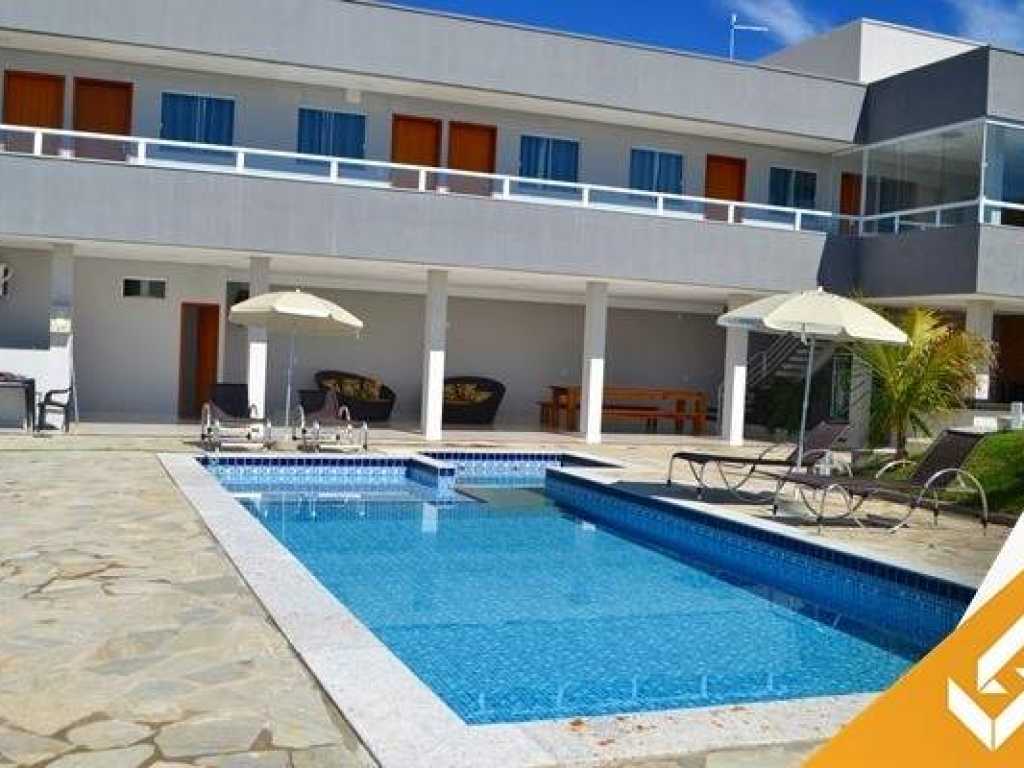 MAGNÍFICO SOBRADO C/ 8 SUÍTES E PISCINA QUENTE (HÍBRIDA) C/HIDROMASSAGEM IDEAL PARA GRUPOS MAIORES