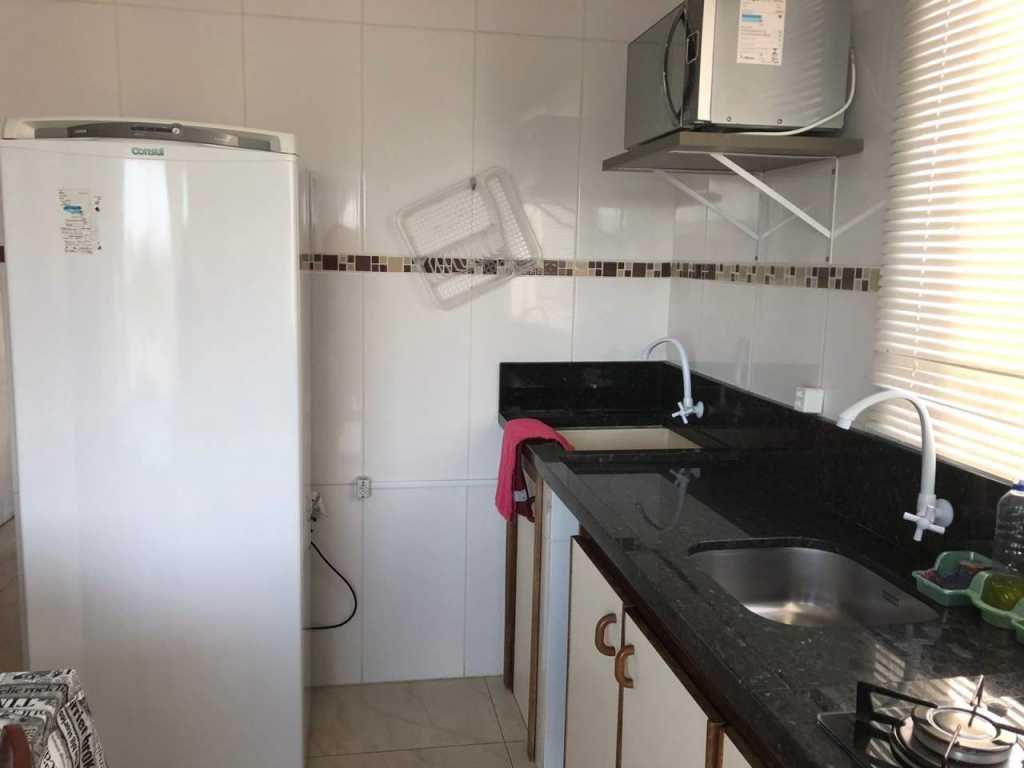 Apartamento na quadra e vista do mar, em Balneário de Coroados, Guaratuba, para locação de temporada