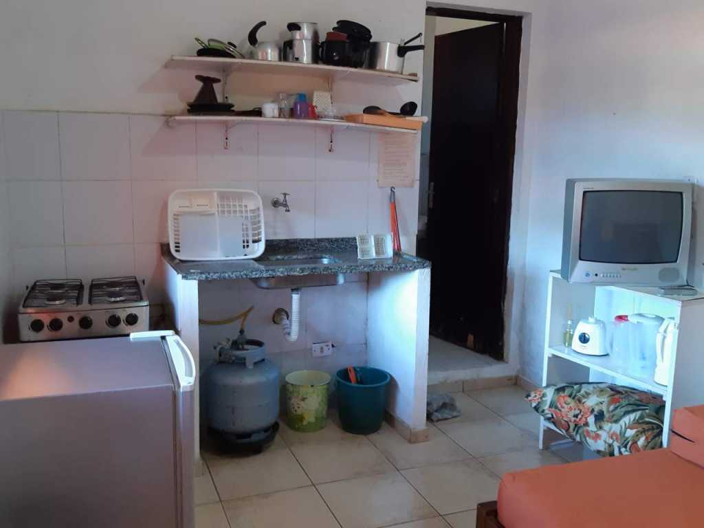 0001.12 - Cecilia Maranduba - Kitnet 3 People- 100M FROM the Sea - Pool - Wi-Fi