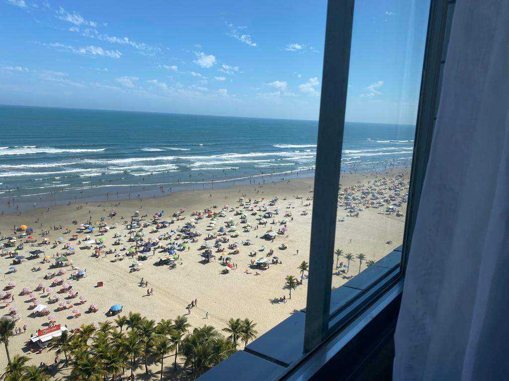 PÉ NA AREIA * 2 Janelas Frente para mar * 5 pessoas ao todo