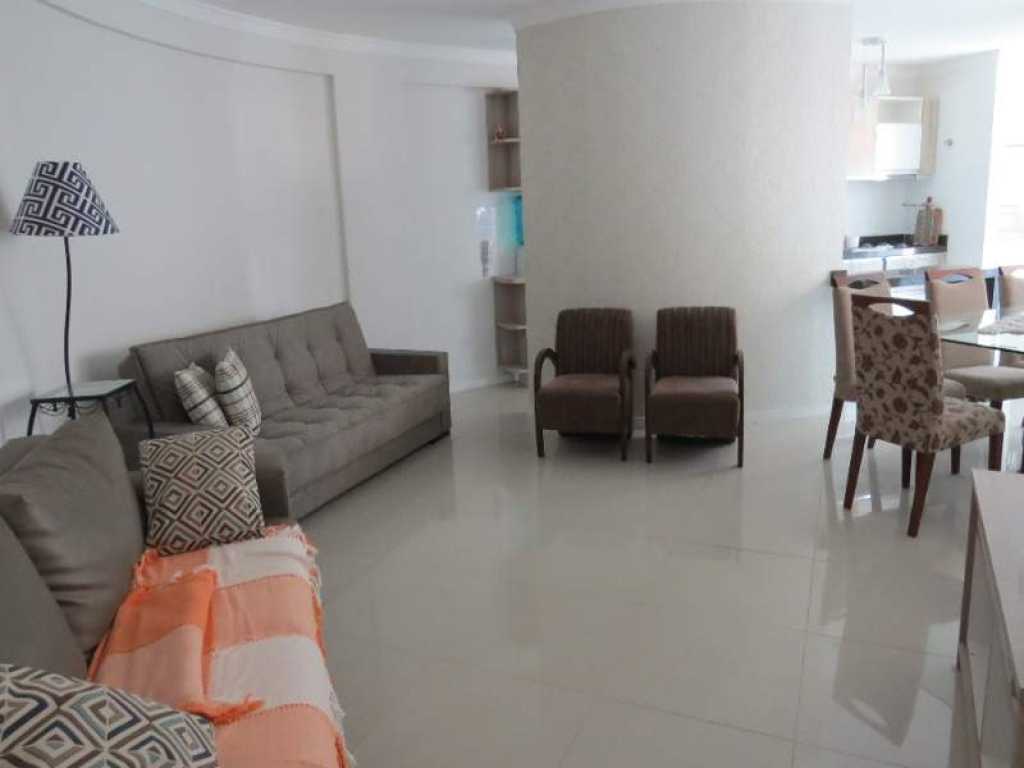 APARTAMENTO DE 3 DORMITORIOS EN BOMBINHAS (BOMBAS BEACH) cod 202 - 100 METROS DE LA PLAYA PARA 10 PERSONAS