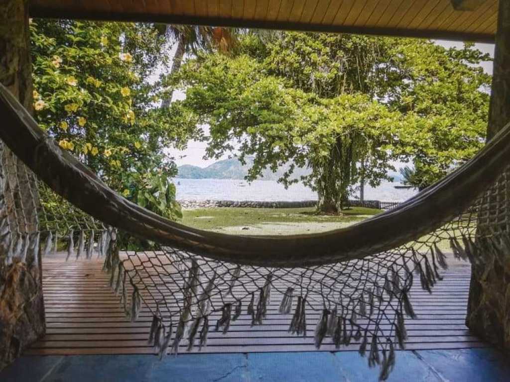 CASA FRENTE AO MAR UBATUBA