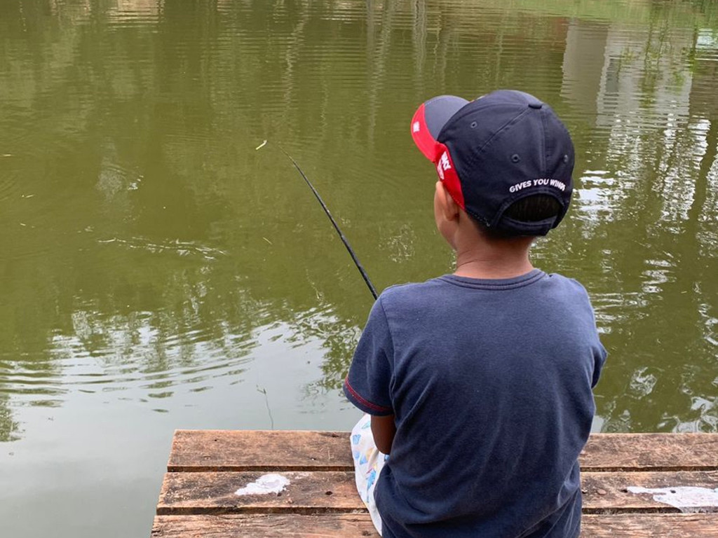 Casa sítio com direito a pesca