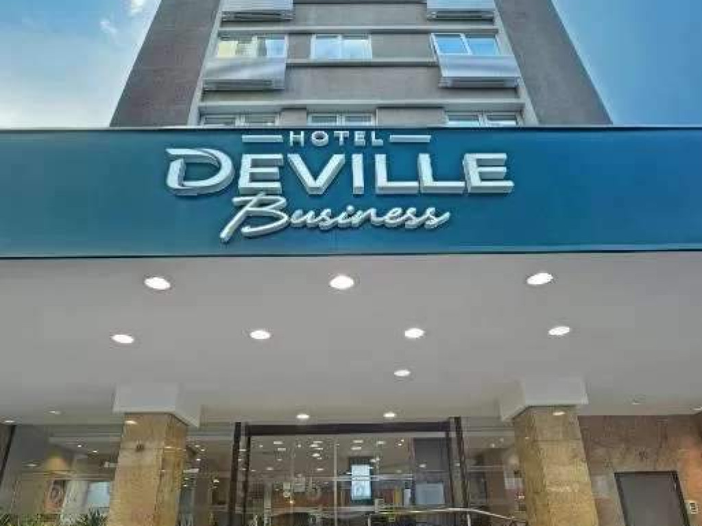 Hotel Deville Business Curitiba