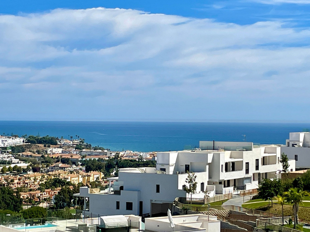 Casa Banderas vistas al mar, 3 dormitorios Lujosa casa de vacaciones. La Cala de Mijas