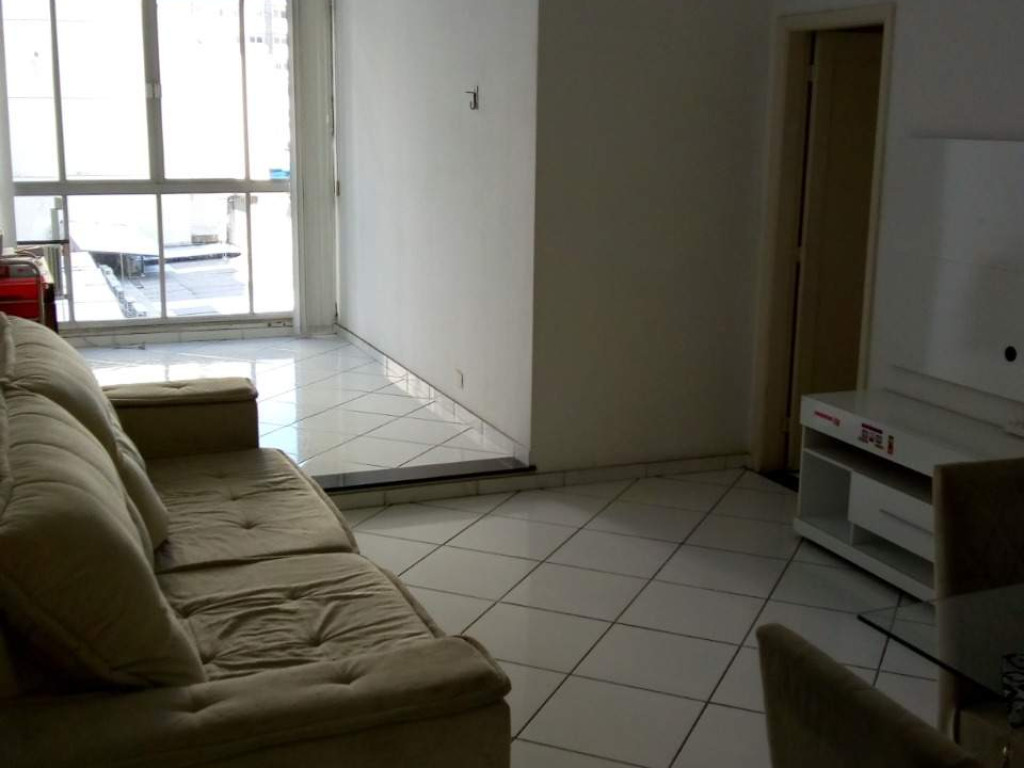 Excelente apartamento em Icaraí ( Para 2 a 8 pessoas )