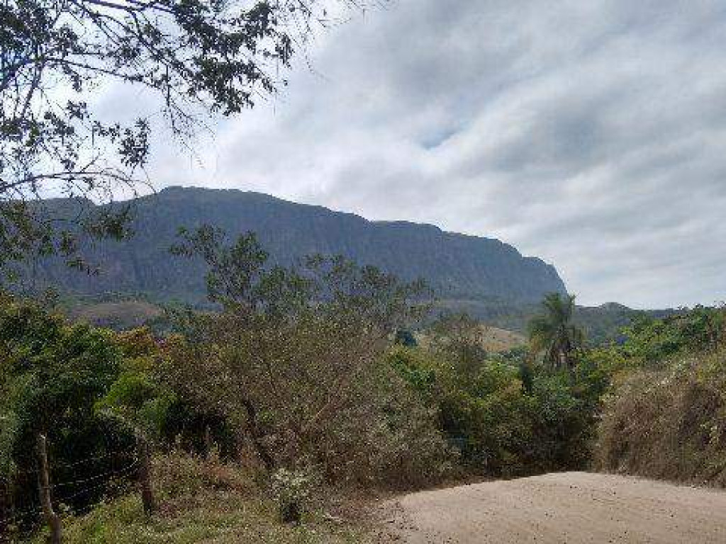 Fazenda para temporadas 3 Km da Casca DaAnta, na serra da Canastra.