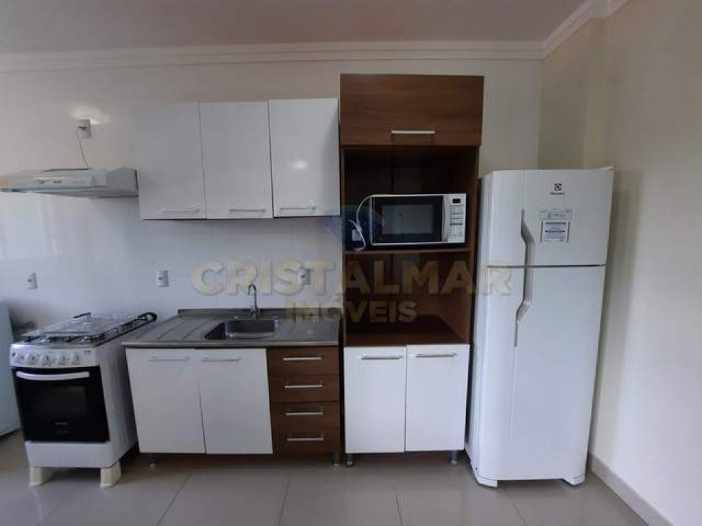 Ref. 022  LINDO APARTAMENTO A 250M DO MAR