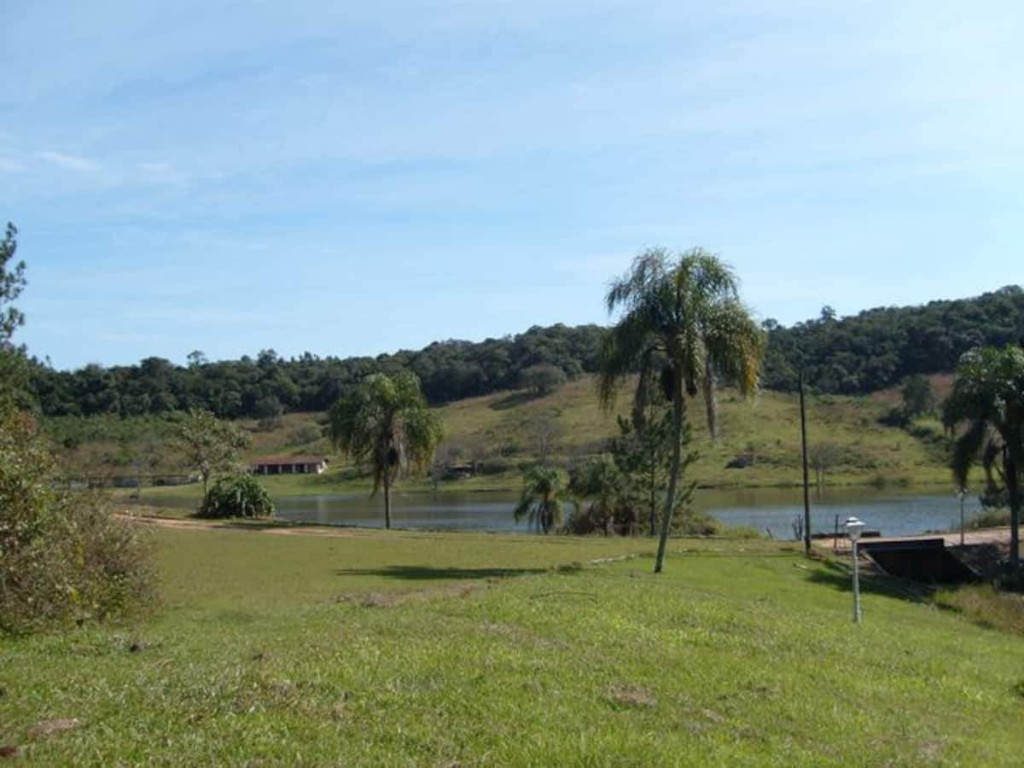 Sítio Lagoinha Paraíso em Atibaia. Estadia mínima de 3 diárias. Feriados 4 diárias. Carnaval 5 diárias. Natal e Reveillon mínimo 7 diárias