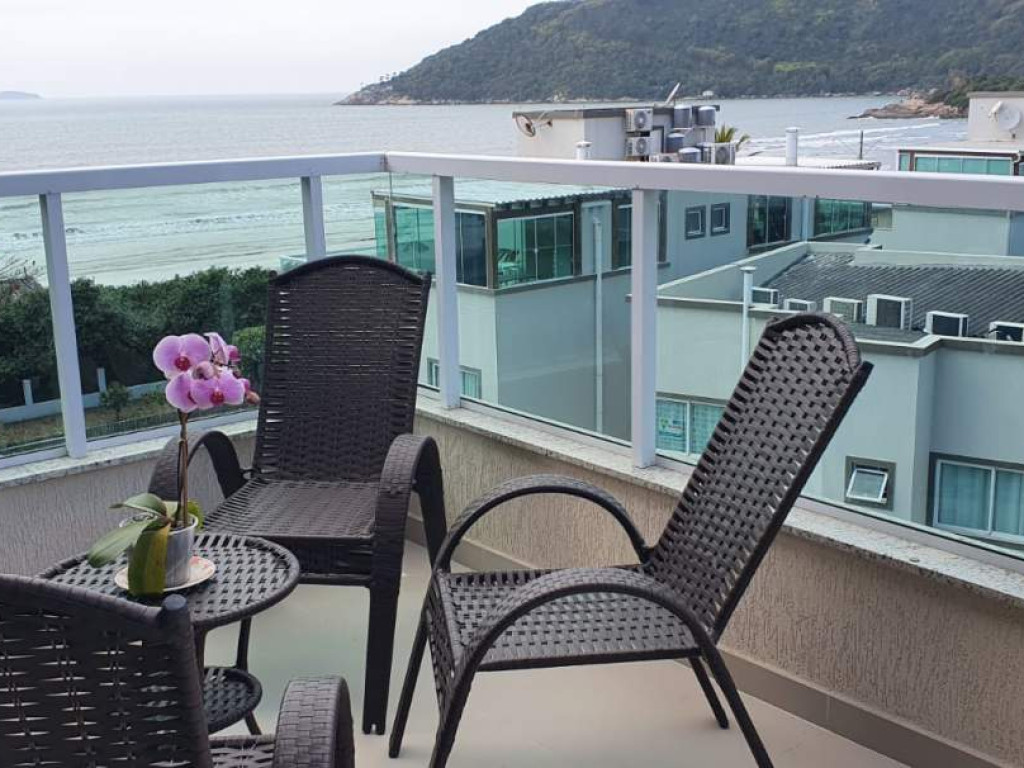 Casa Alto Estándar con vistas al mar