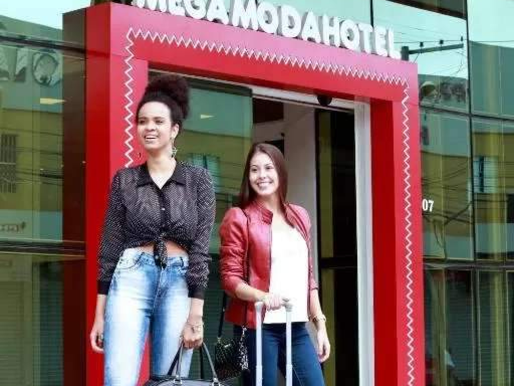 Mega Moda Hotel