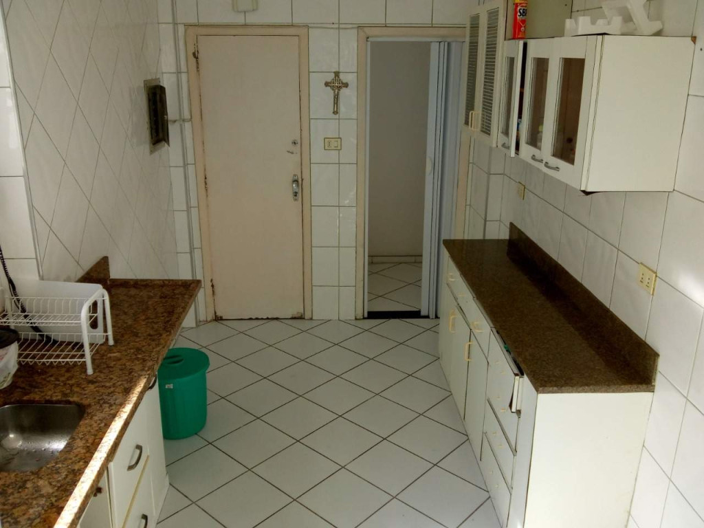 Excelente apartamento em Icaraí ( Para 2 a 8 pessoas )