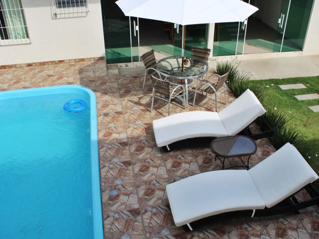 LC112 - CASA COM PISCINA PARA ALUGUEL DE TEMPORADA NA PRAIA DE BOMBAS-BOMBINHAS/SC