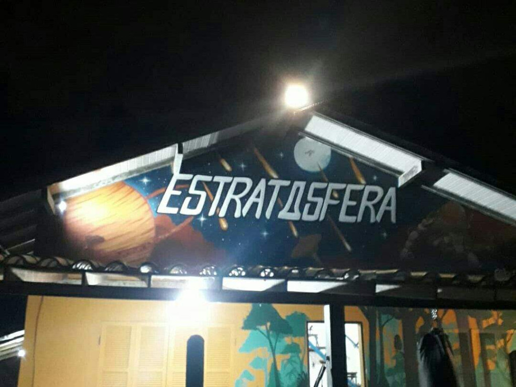 Hostel estratosfera, Suldailha, campo e praia