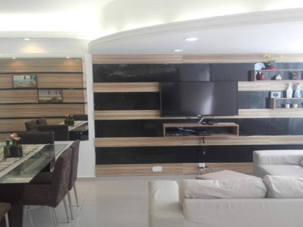 APARTAMENTO A BEIRA MAR