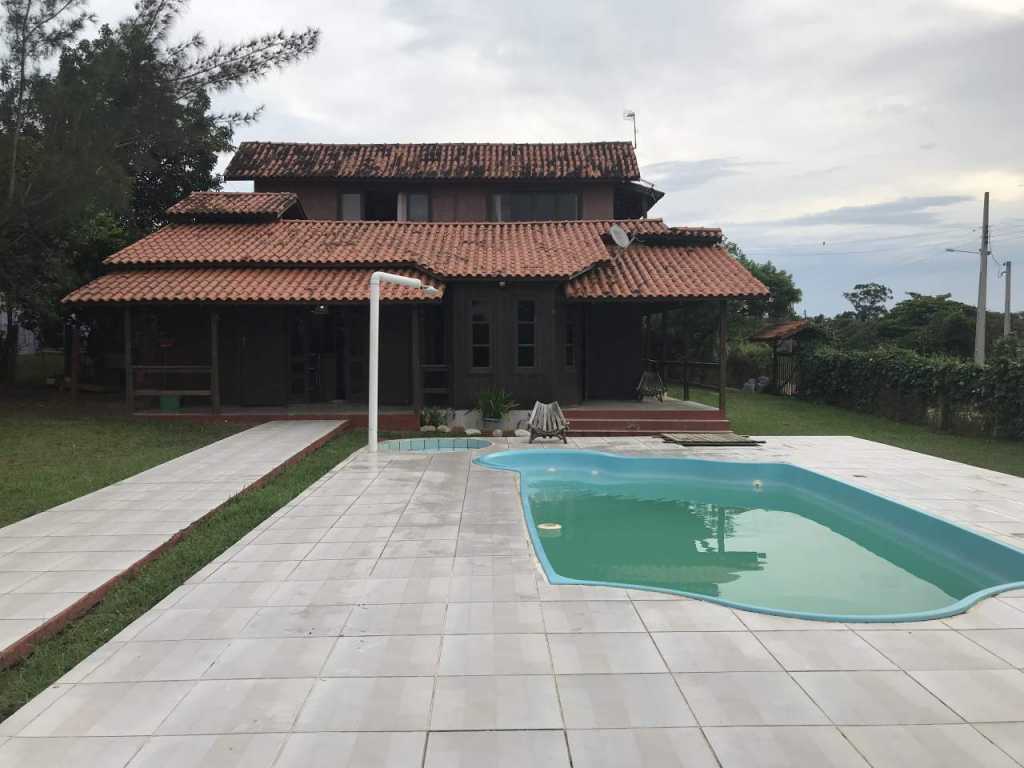 Casa c/ piscina | Praia do Rosa