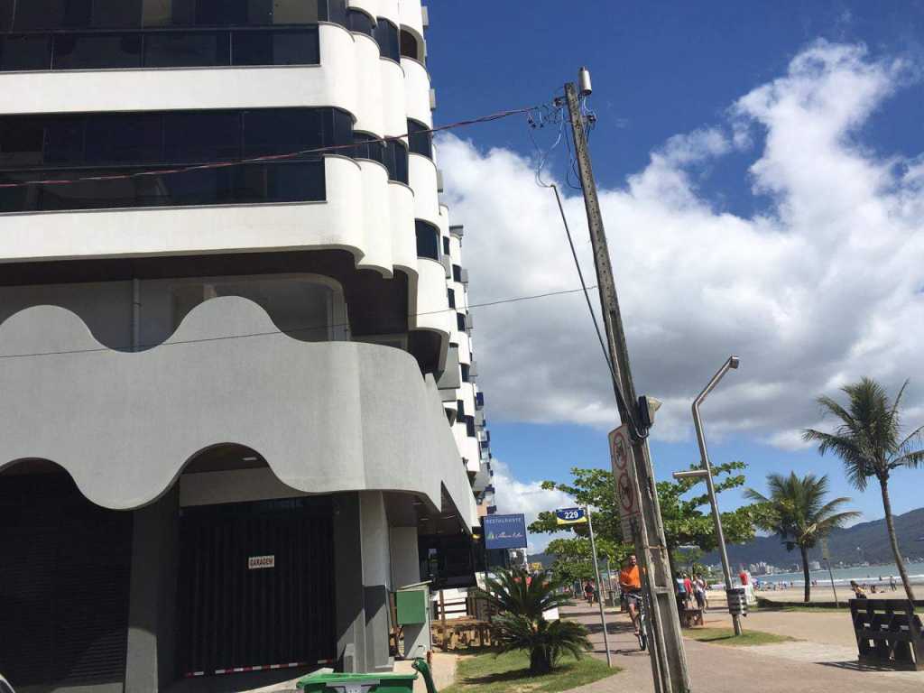 Apartamento 3 quartos com ar na quadra do mar ao Banco do Brasil