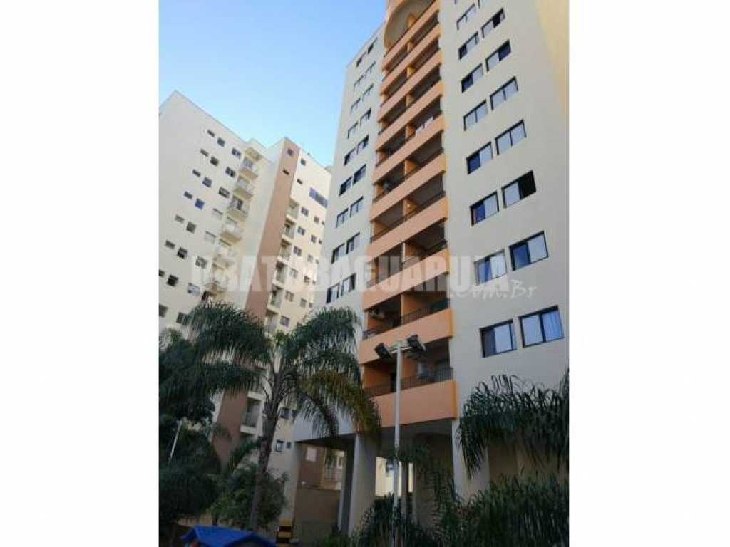 Apartamento 93 de 2 dormitórios para 6 pessoas a cinco quadras da Praia da Enseada - Guarujá