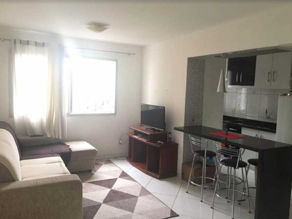 Apartamento em Balneário Camboriú, na quadra do mar, para alugar na temporada.