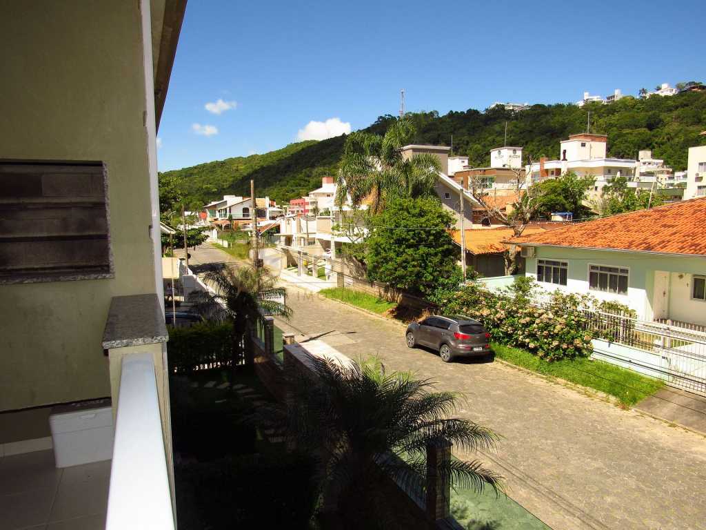 Cód 430 - Apartamento econômico em Bombinhas, 2 vagas de garagem e WI-FI.