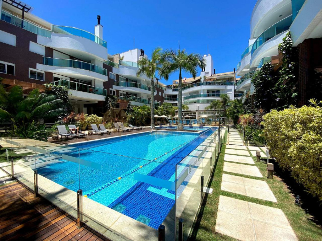 Cód 529 - Apartamento aconchegante com piscina coletiva e vista mar, residencial Boulevard Bombinhas.