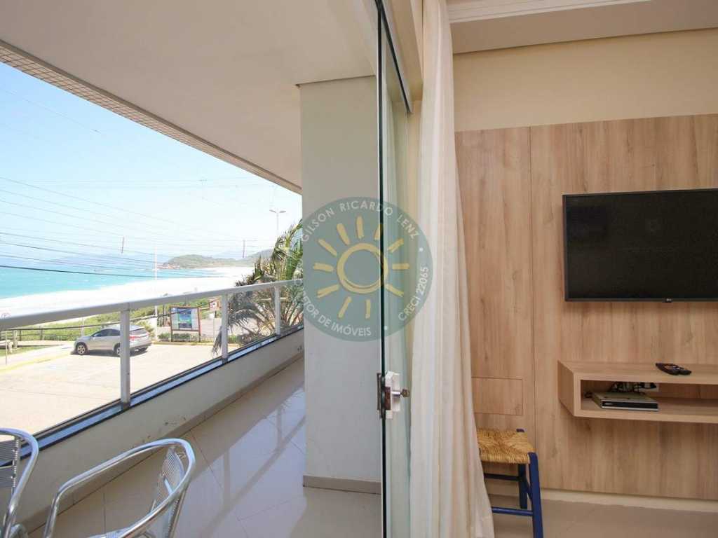 Apartamento para 8 pessoas com vista para o mar, localizado na praia de Quatro Ilhas - Bombinhas