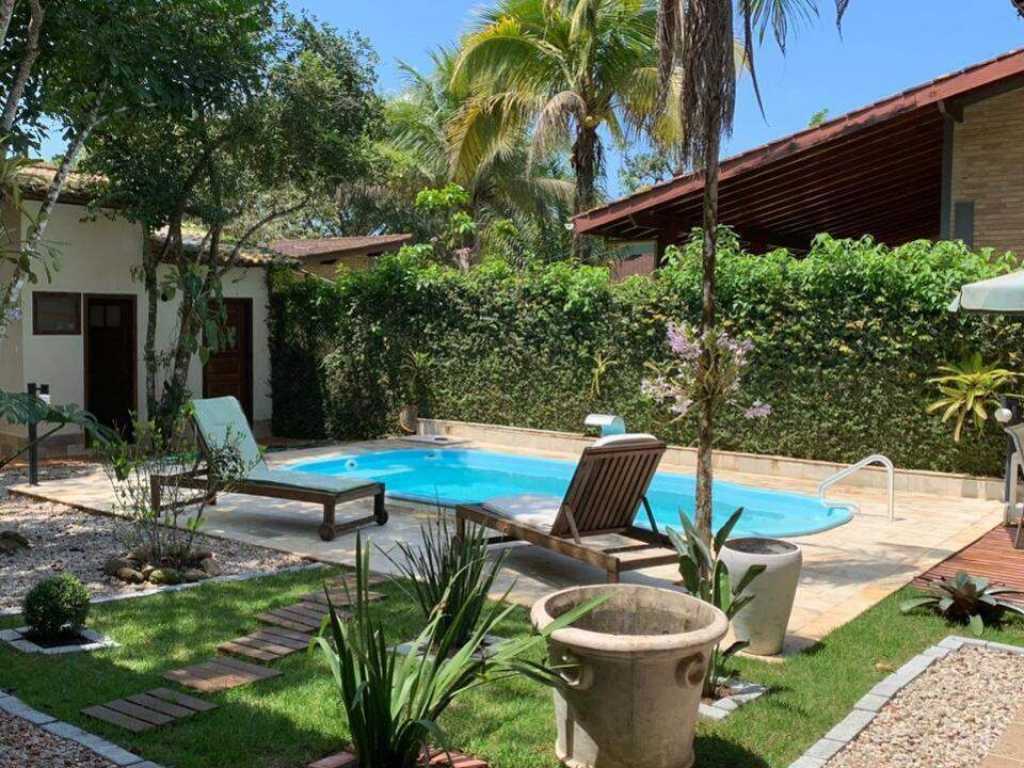 Casa de Praia em Itamambuca/ Ubatuba (NÃO DISPONÍVEL PARA RÉVEILLON) para 12 pessoas com piscina, Wi-fi, Ar condicionado e Pet Friendly