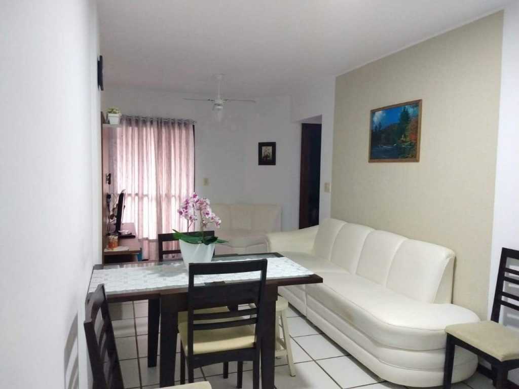 Maravilhoso Apartamento para 6 pessoas em Caiobá promocional.