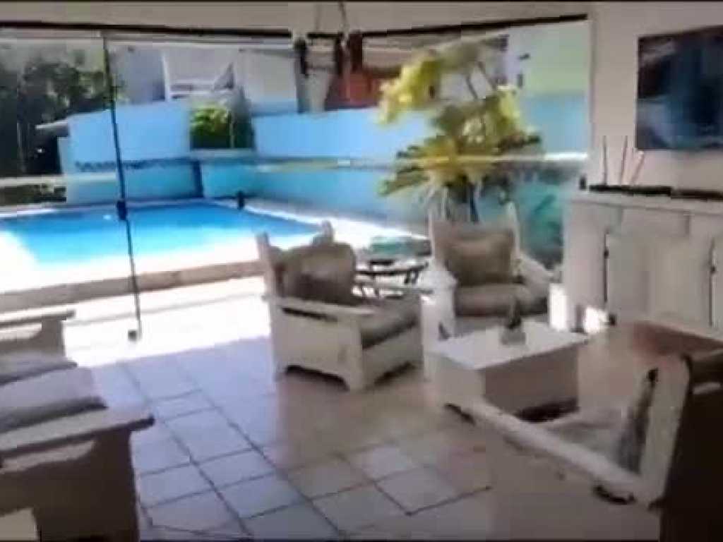Linda Casa Condomínio Fechado Lazer Completo Pomar e Trilhas Praia de Pernambuco, Guarujá, Brasil