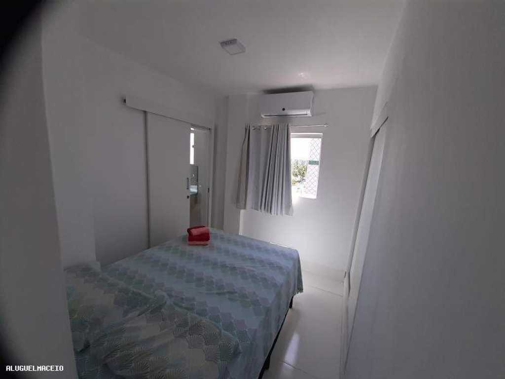 Apartamento para Temporada, Maceió / AL, bairro PAJUÇARA, 4 dormitórios, 1 suíte, 3 banheiros, 1 garagem, mobiliado