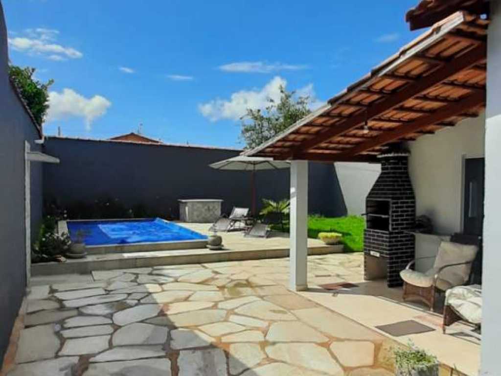 Excelente casa em Pirenópolis com 4 quartos e piscina para Temporada
