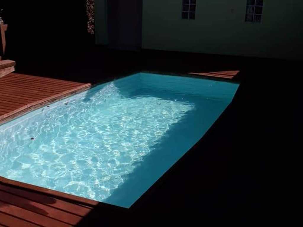 Sítio dos Guimarães com piscina aquecida