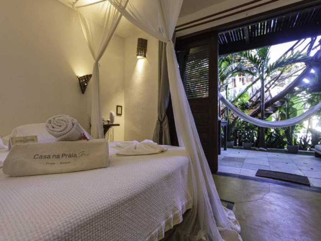 Suite com Vista Jardim Tropical