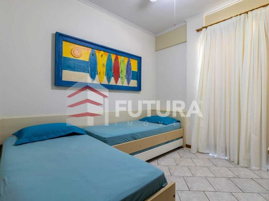 LA057E- Triplex frente mar com 04 dormitórios na praia de Bombas-Bombinhas/SC