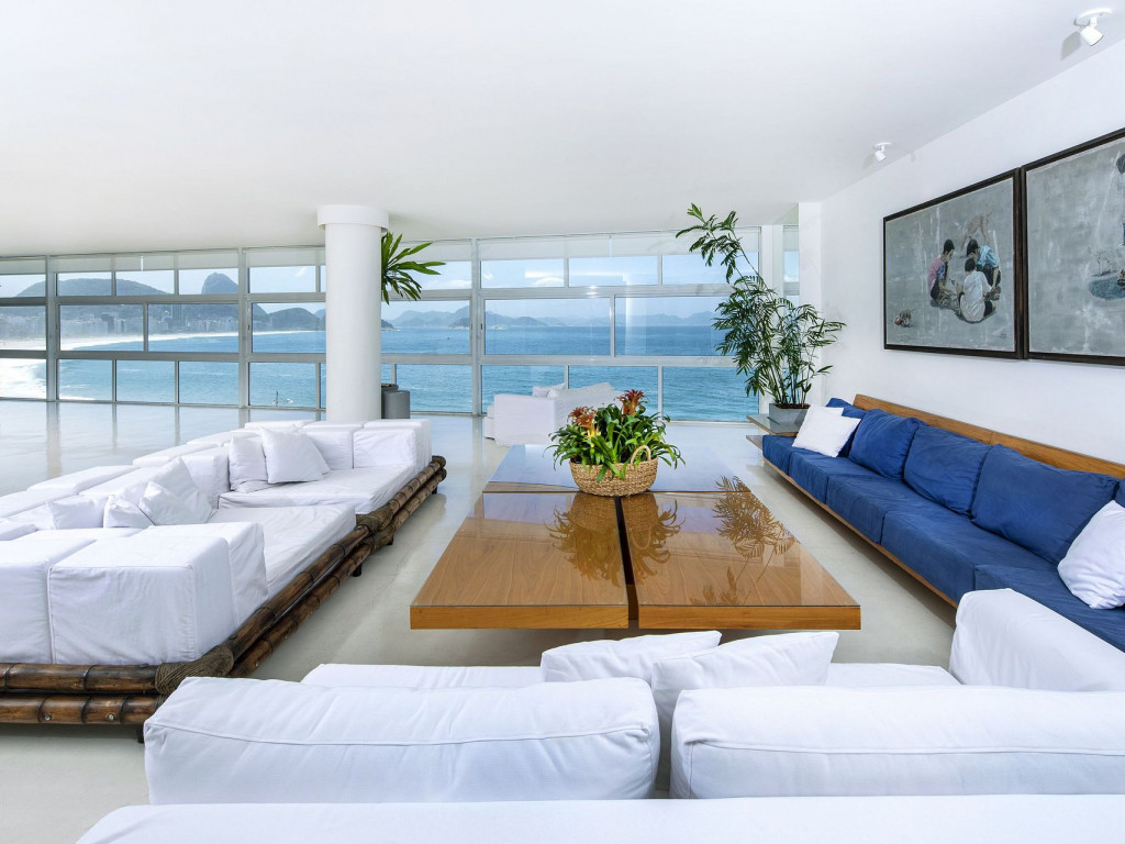 Rio035 - Belíssimo e espaçoso apartamento frente mar em copacabana