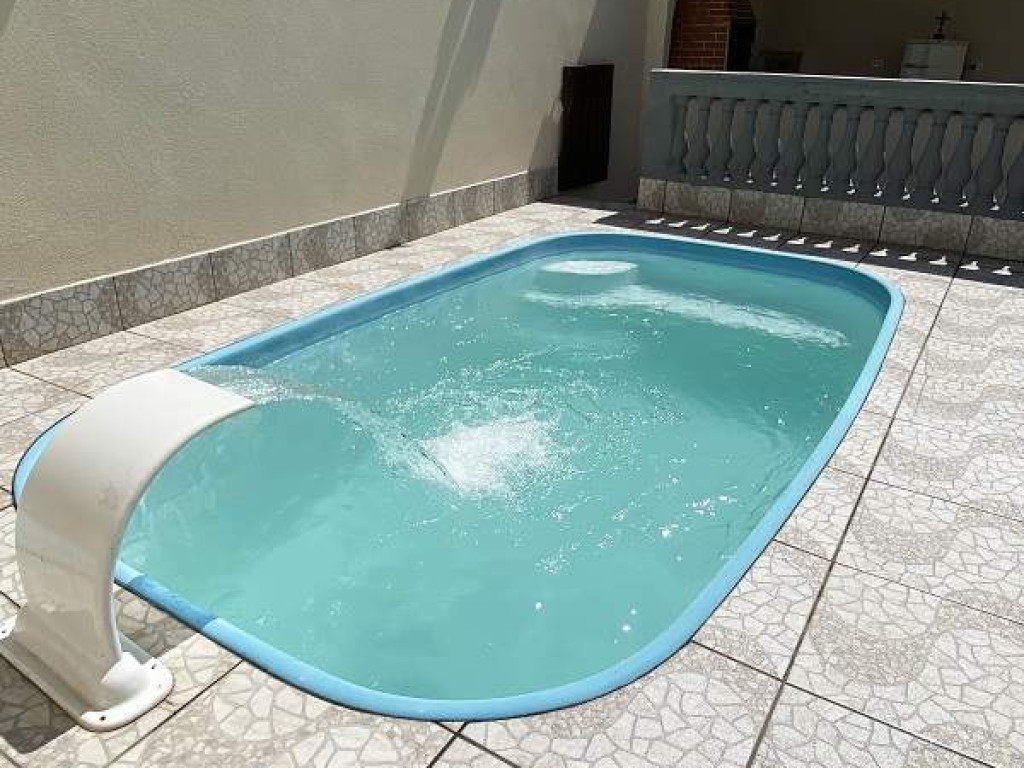 Casa piscina privativa, ar condicionado, WIFI - 10 pessoas - 450 m da praia Maranduba