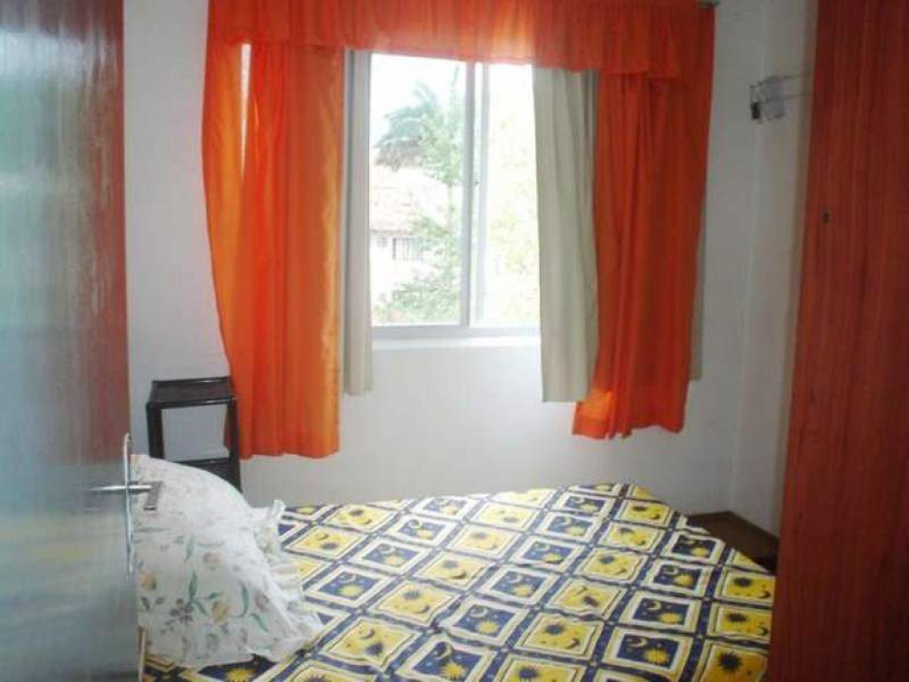 Aluguel de verão Centro de Balneário Camboriú, bom apartamento de 1 dormitório .