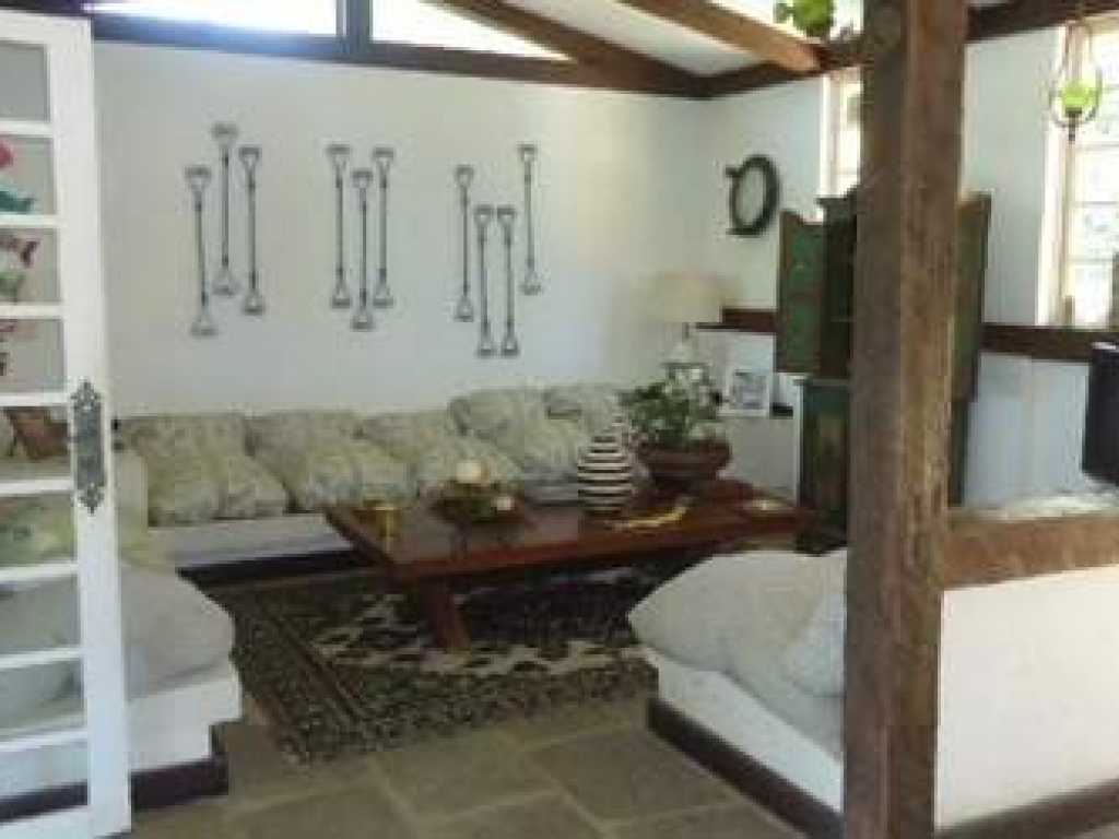 Casa estilo rústico buziano com 4 suítes com ar-condicionado – Centro, Búzios
