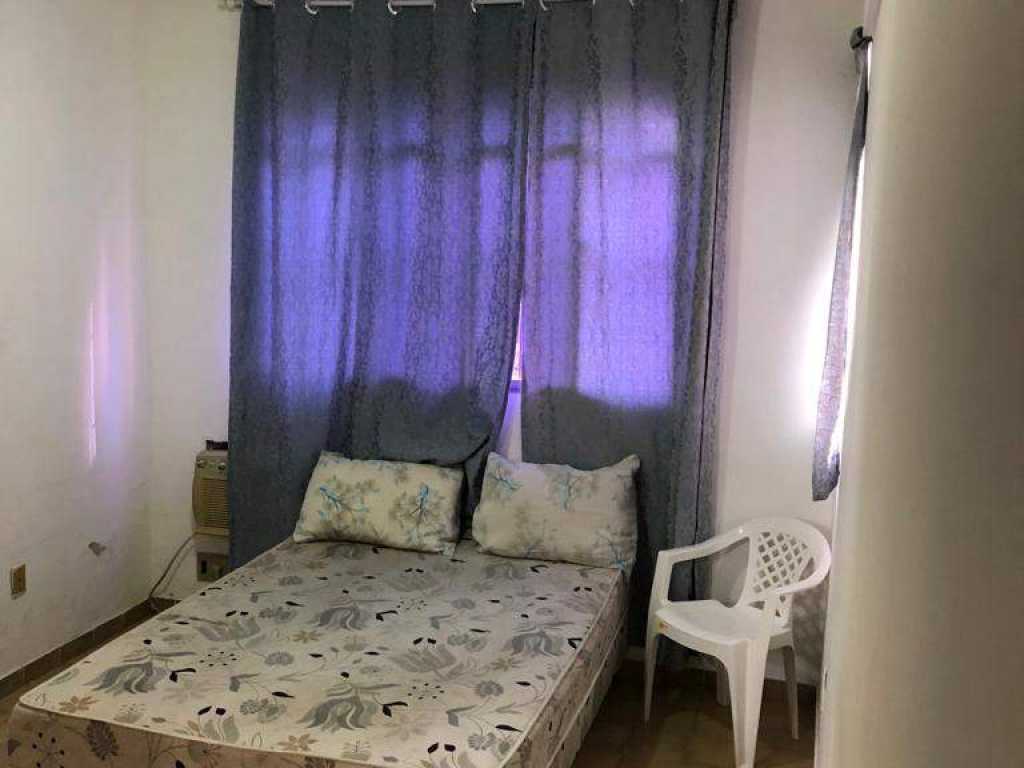 Apartamento no Bairro de Manaíra aproximadamente a 550 m da praia 3 quartos todos com ar