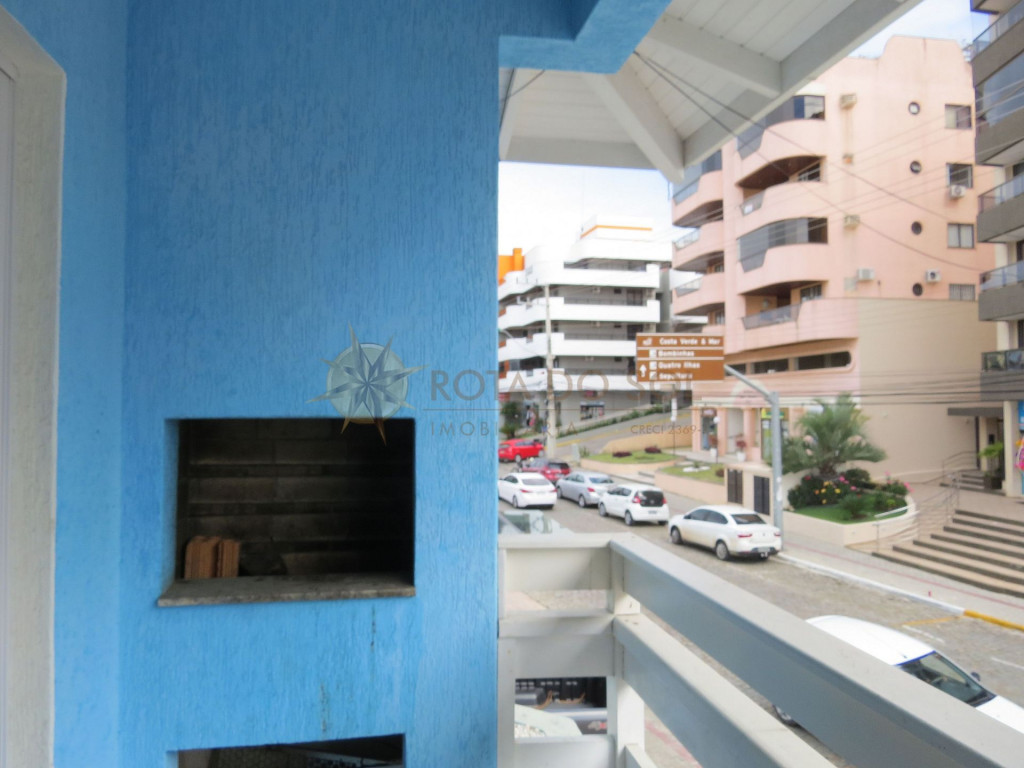 Cód 482 - Apartamento de 01 dormitório na Avenida Principal de Bombinhas