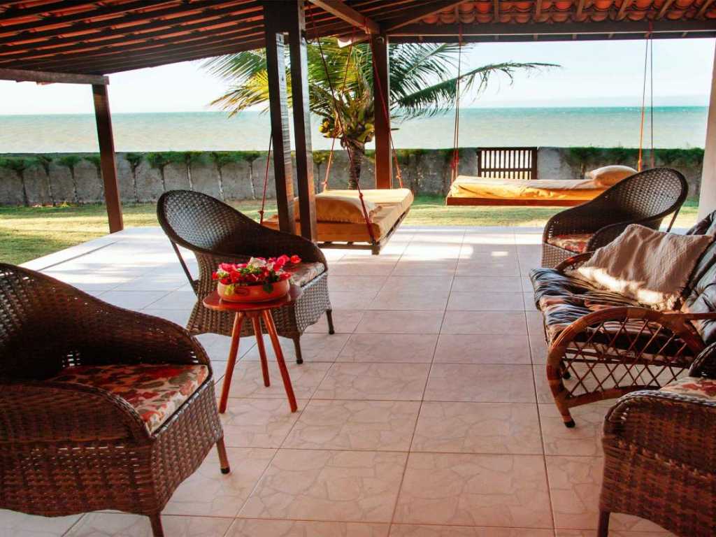 3 Bedroom Beach Front House, Private Pool, Walk Distance to Beach, Large Garden