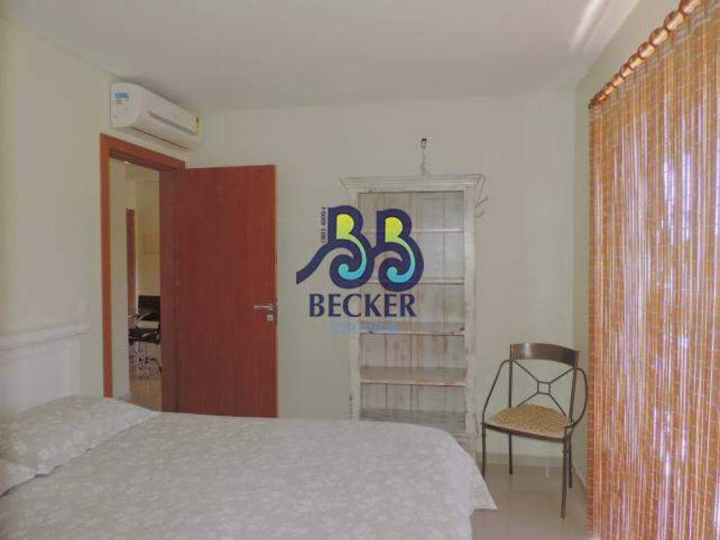 Apartamento 02 dormitórios com ar condicionado e internet