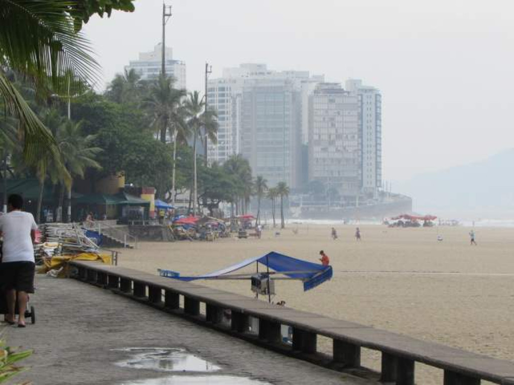 apto na Praia de Pitangueiras