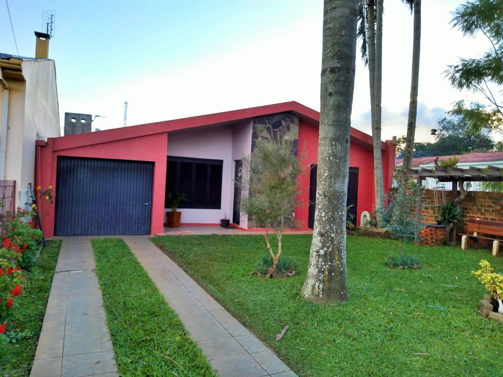 Casa 3 dormitórios à venda Centro Tupanciretã/RS